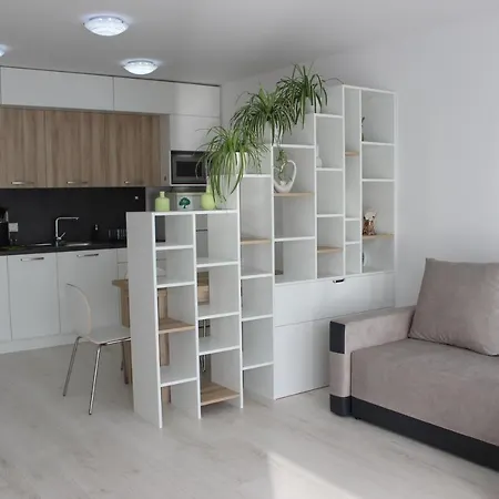 Leo Free Parking!!! * Братислава